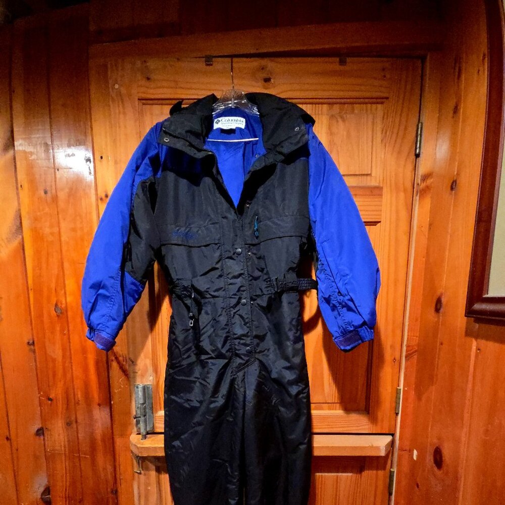 Vintage Columbia Women’s One-Piece Snowsuit – Size M